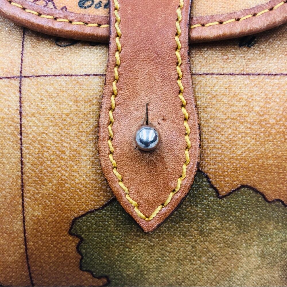 Alverio Martin Classe Geo Tan Leather Crossbody Bag - Picture 6 of 16